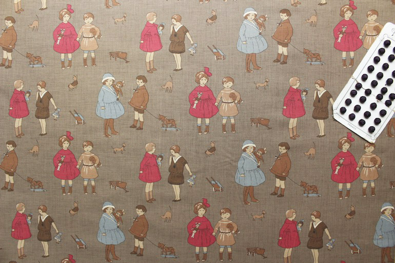 Ji FG Petite Odile ちいさな子